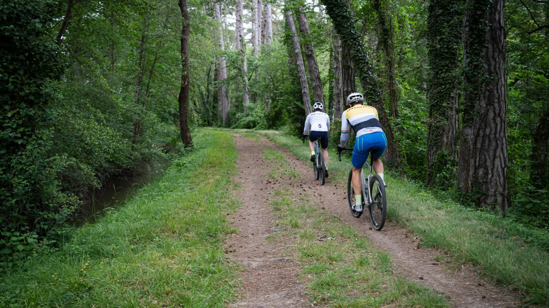 Randonnée à vélo dans l'Aude